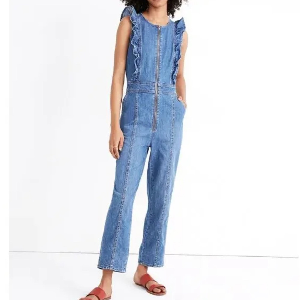 Classic Light Blue Denim Madewell Jumpsuit Women Size 6 Great Condition